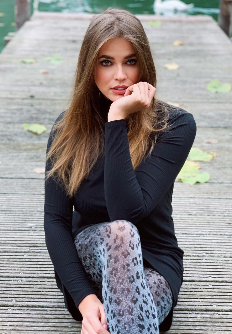 Ivana Mrazova Ivana Mrazova