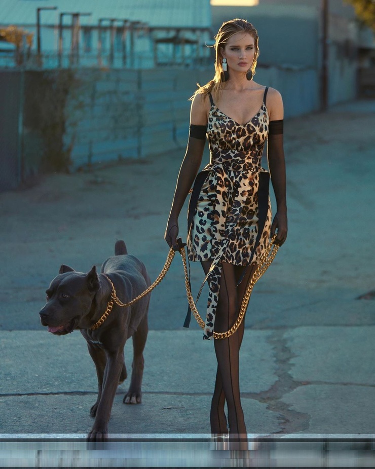 Rosie Huntington-Whiteley Rosie Huntington-Whiteley