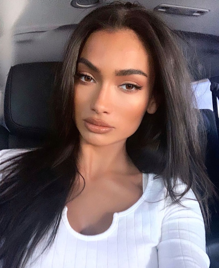 Kelly Gale