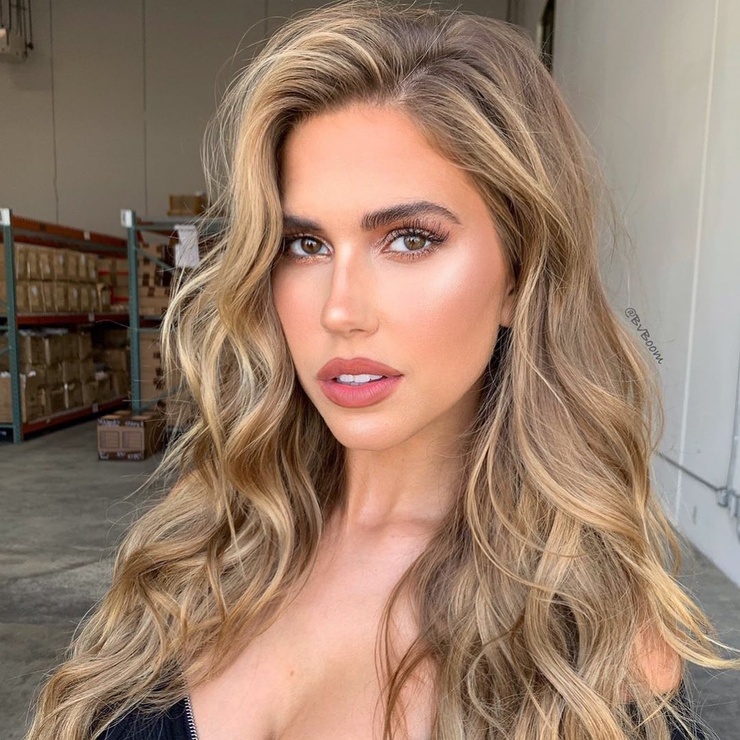 Kara Del Toro Kara Del Toro