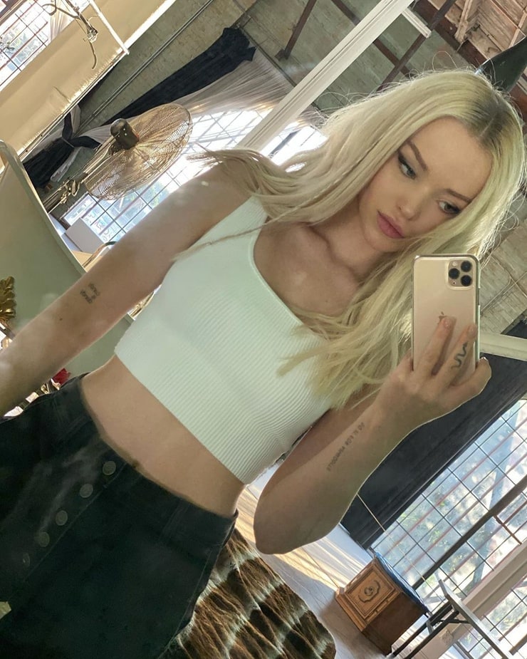 Dove Cameron