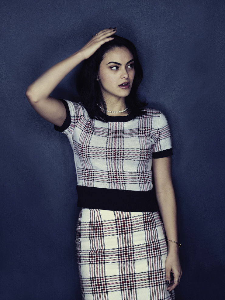 Camila Mendes