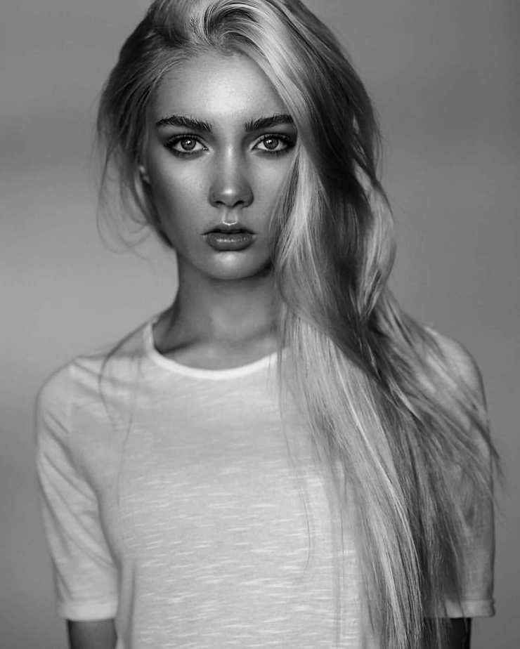 Elise Faust Elise Faust