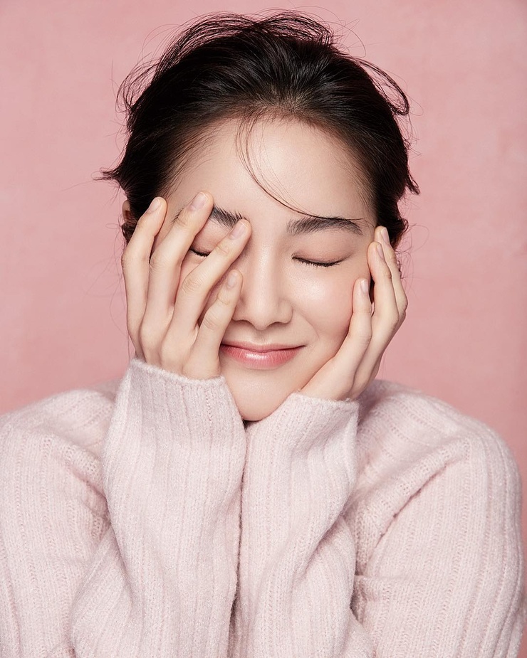 Suzu Hong Suzu Hong