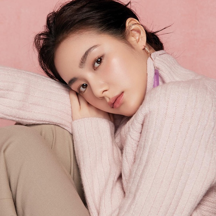 Suzu Hong Suzu Hong