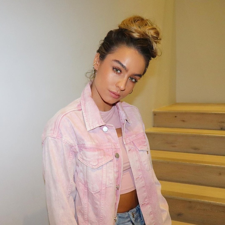 Sommer Ray