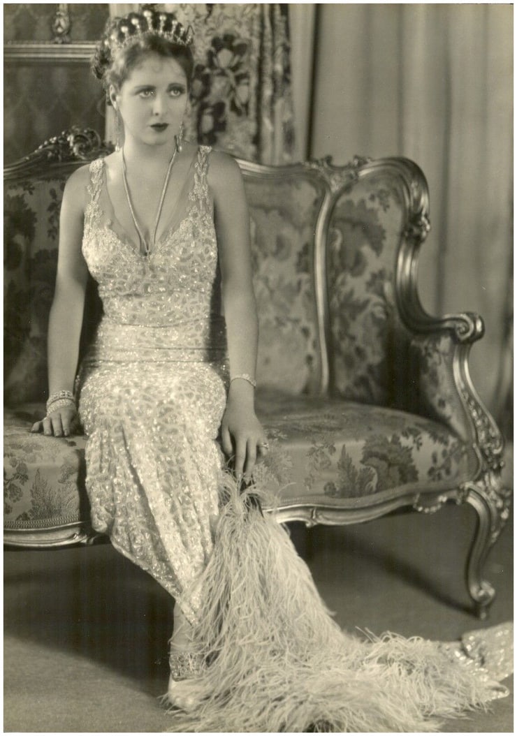 Billie Dove