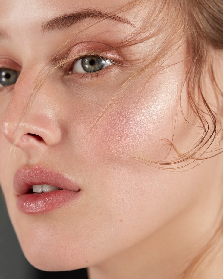 Anna Van Patten
