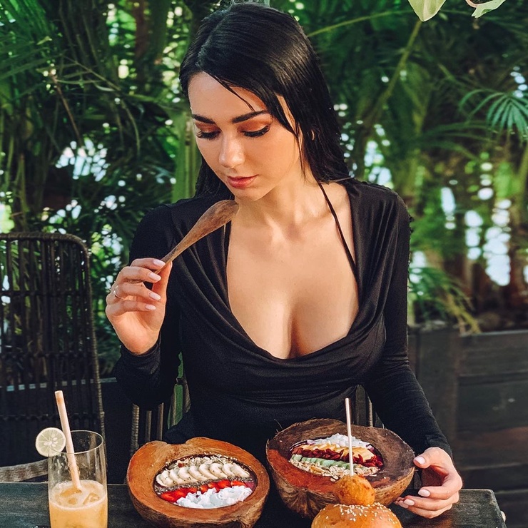Helga Lovekaty Helga Lovekaty