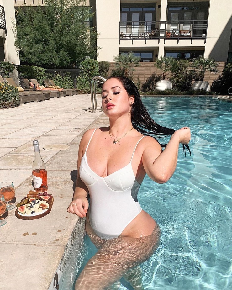 Holly Luyah