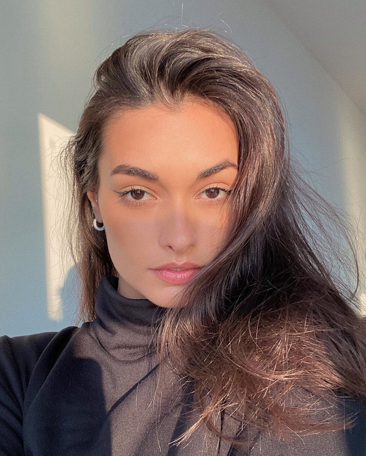 Gizele Oliveira Gizele Oliveira