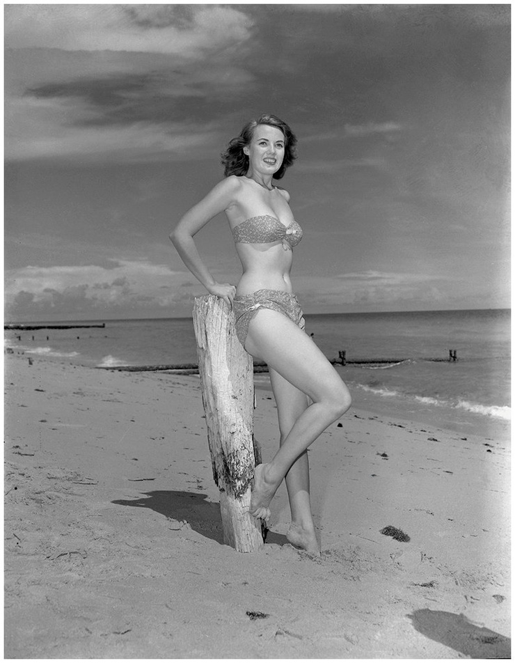 Bunny Yeager Bunny Yeager