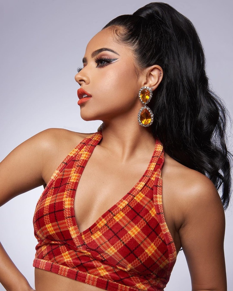 Becky G.