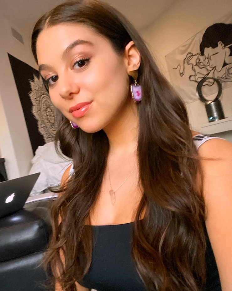 Kira Kosarin