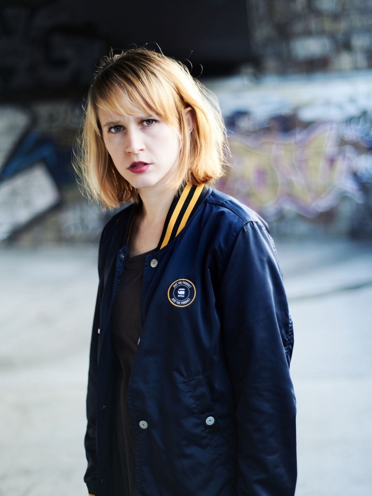 Julia Sewing picture