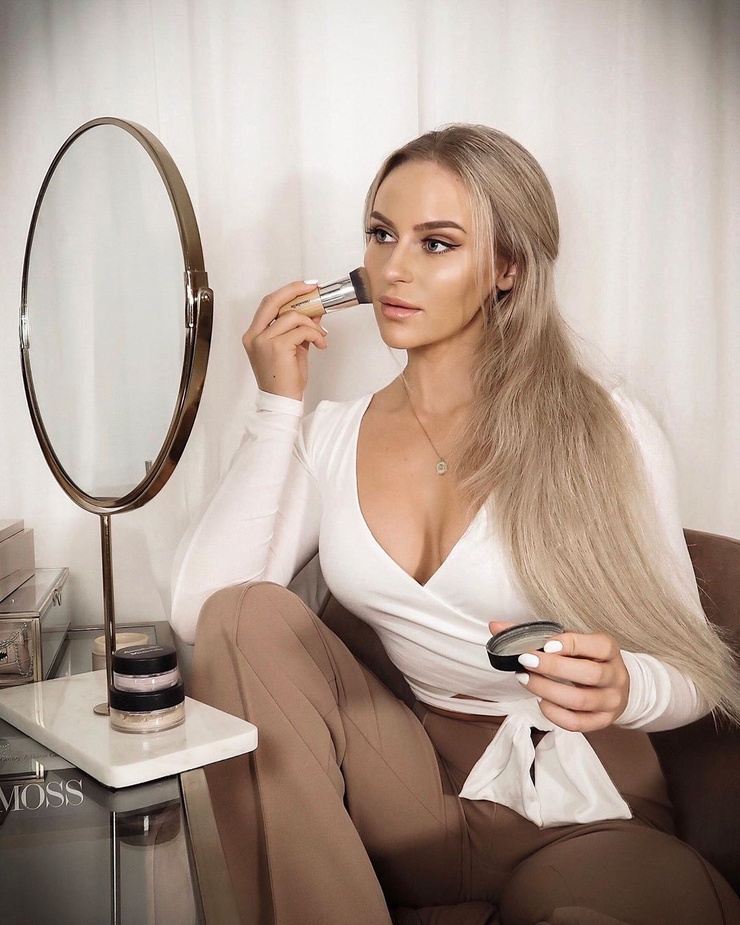 ANNA NYSTRÖM ANNA NYSTRÖM