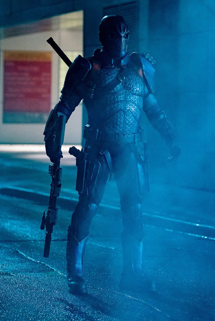 Deathstroke / Slade Wilson (Esai Morales)