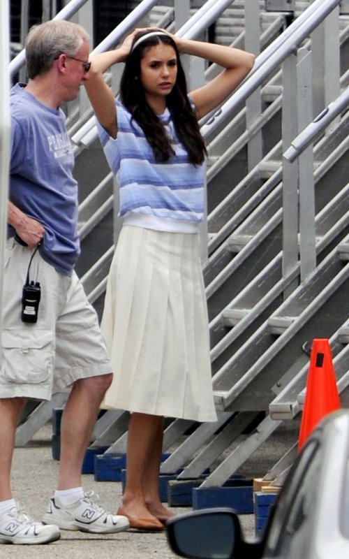 Nina Dobrev