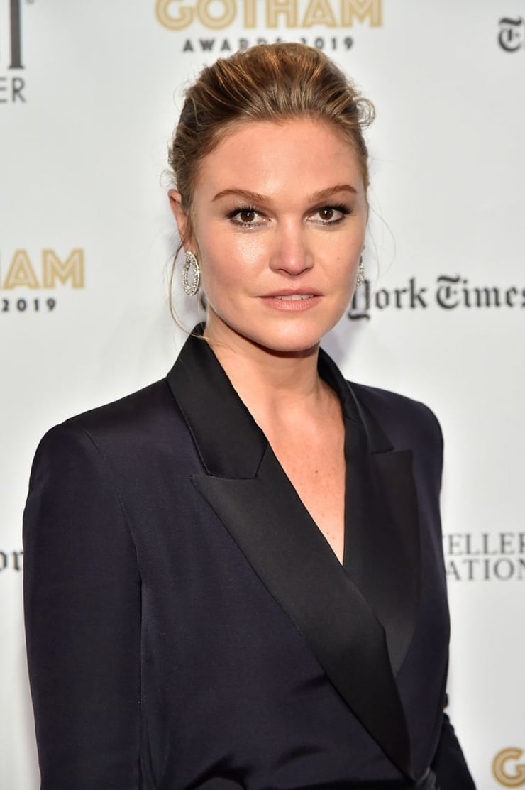 Julia Stiles