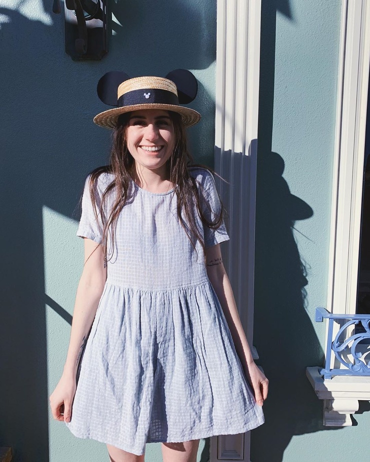 Dodie Clark