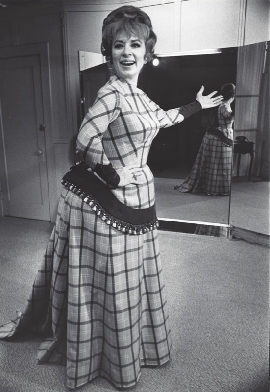 Amanda Blake