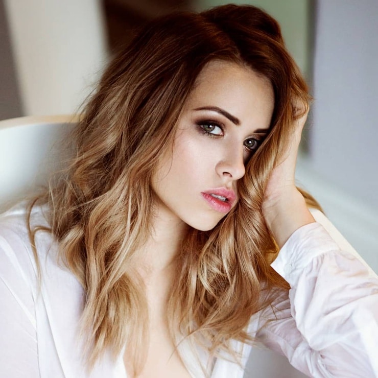 Tatyana Bobrova Tatyana Bobrova