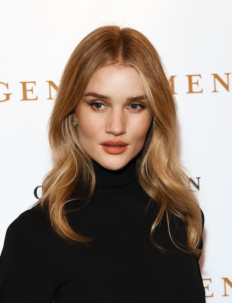 Rosie Huntington-Whiteley Rosie Huntington-Whiteley