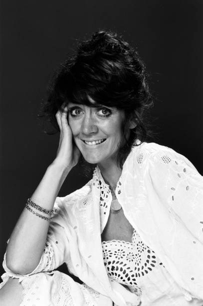 Amanda Barrie