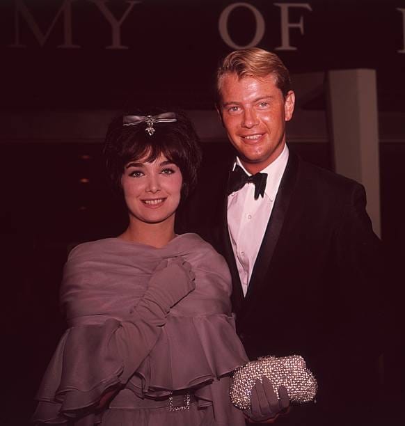 troy donahue suzanne pleshette