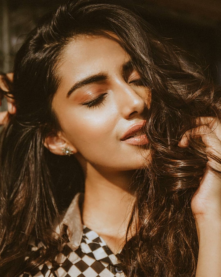 Meenakshi Chaudhary Meenakshi Chaudhary