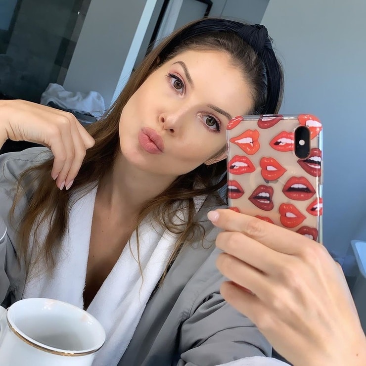 Amanda Cerny Amanda Cerny
