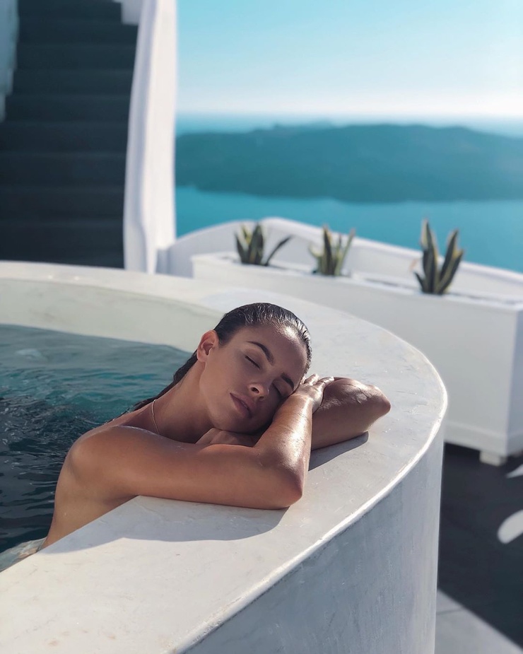 Lucia Javorcekova Lucia Javorcekova