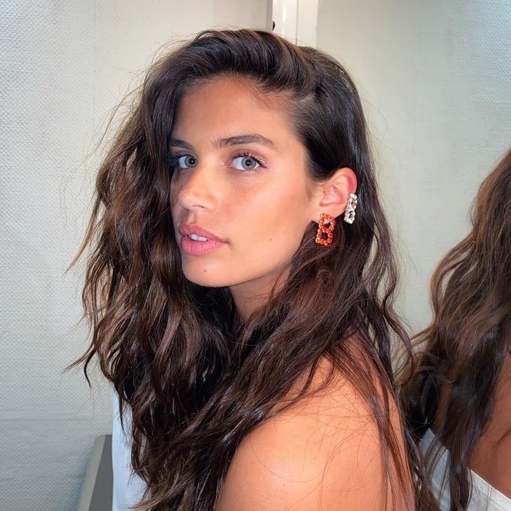 Picture of Sara Sampaio