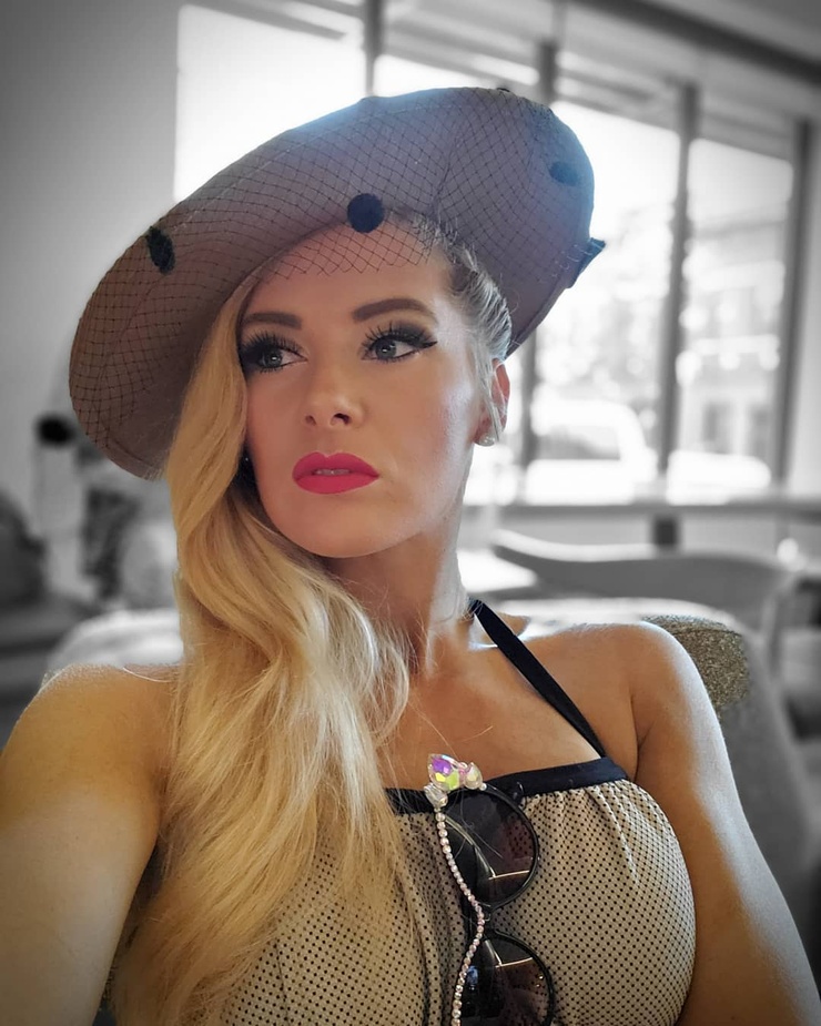 Lacey Evans