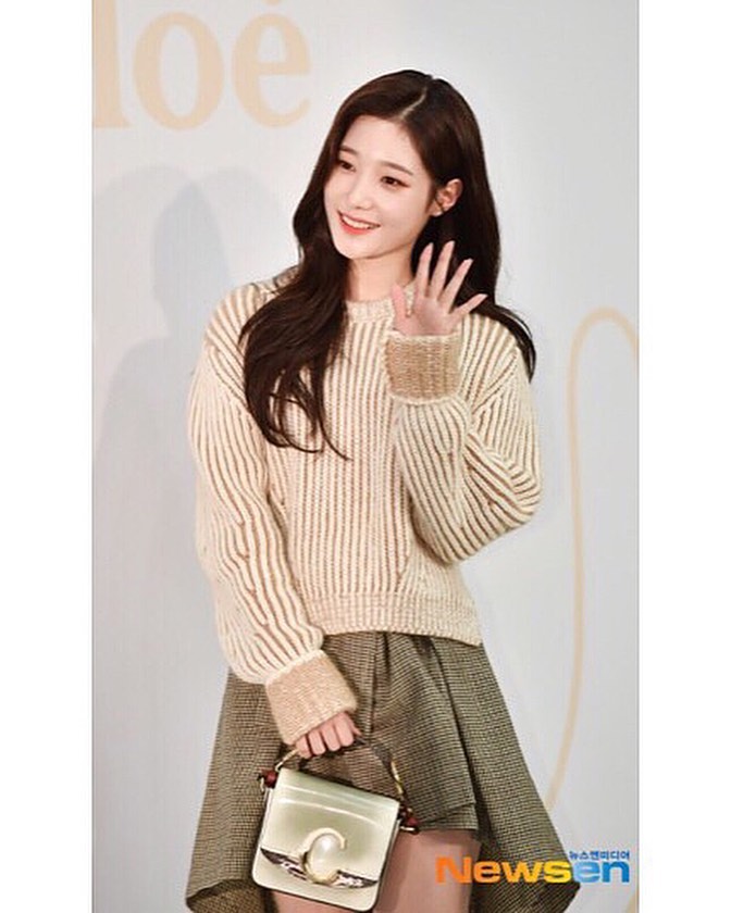 Chae-Yeon Jung Chae-Yeon Jung
