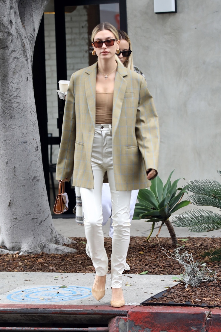 Hailey Baldwin