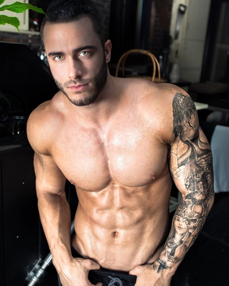 Naked mike chabot Free Mike