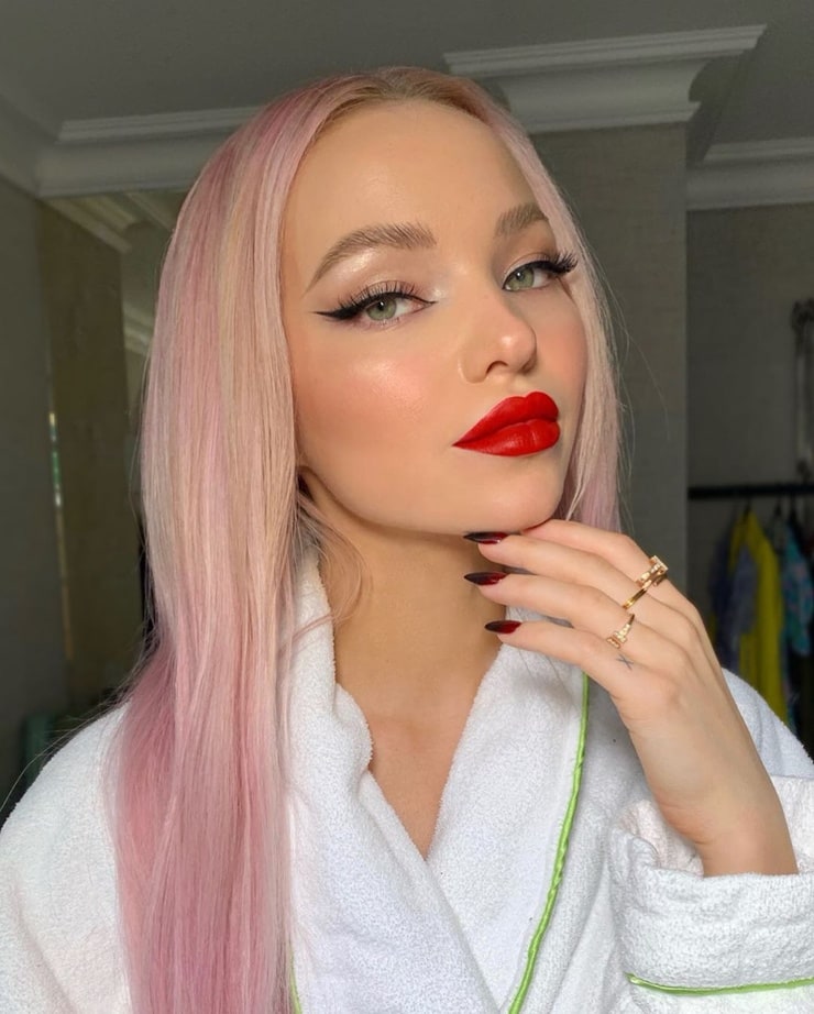 Dove Cameron