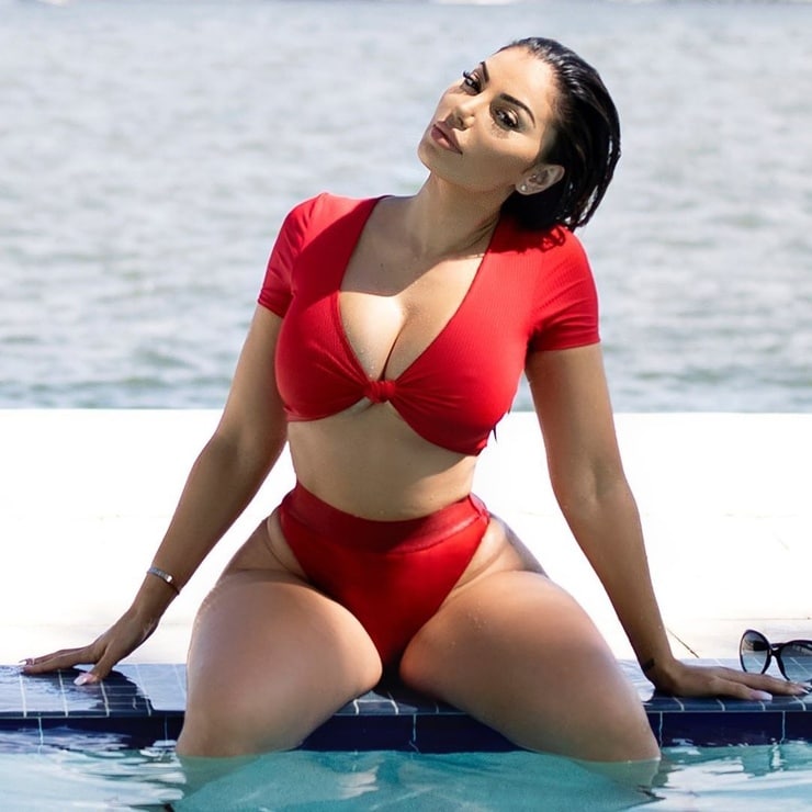 La Bella Reina La Bella Reina
