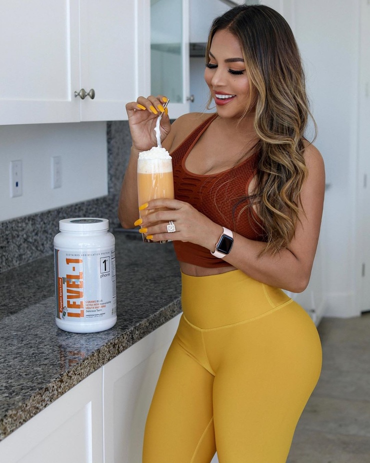 Dolly Castro