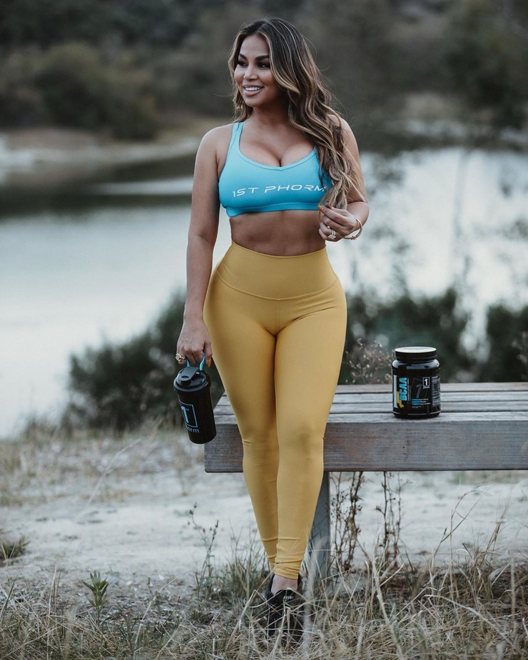 Dolly Castro Dolly Castro