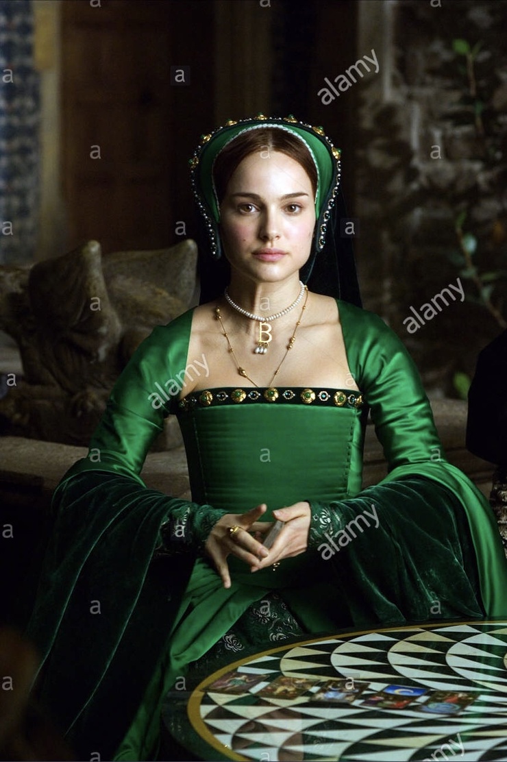 Anne Boleyn (Natalie Portman)