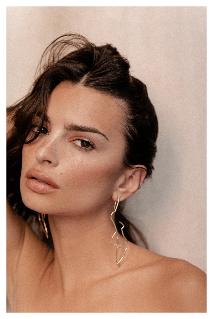Emily Ratajkowski Emily Ratajkowski