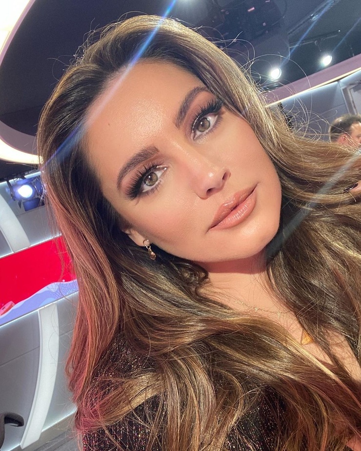 Kelly Brook