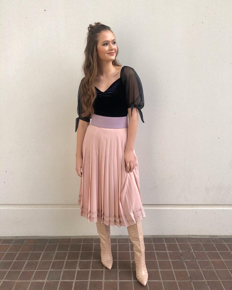 Olivia Sanabia