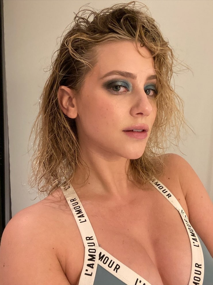 Lili Reinhart