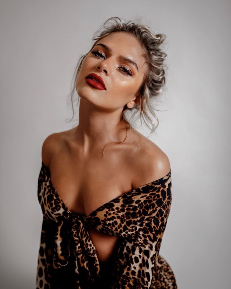 Hannah Brooke Sanders