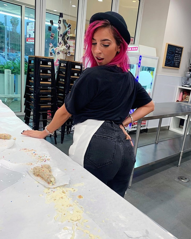 Gabbie Hanna