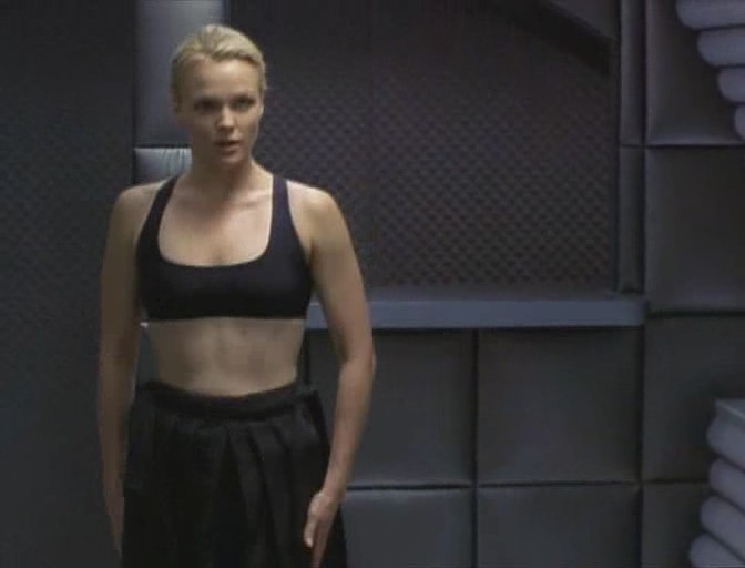 Dina Meyer