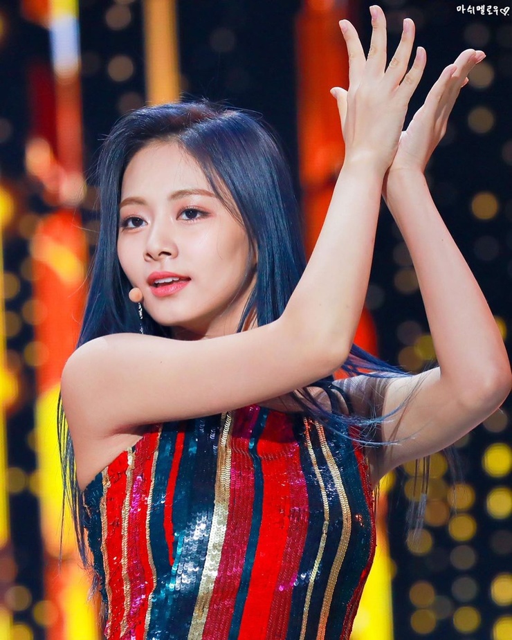 Chou Tzu-yu (Tzuyu) Chou Tzu-yu (Tzuyu)